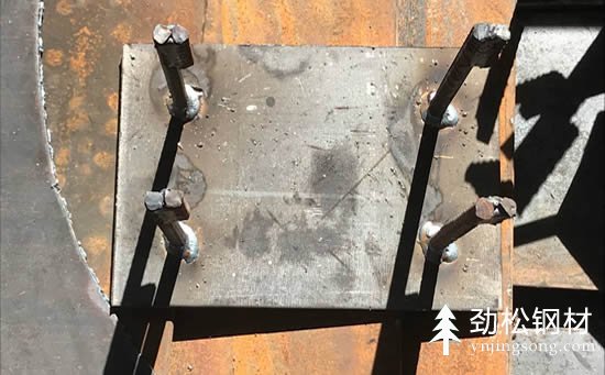 鋼結(jié)構(gòu)工程中安裝預埋件